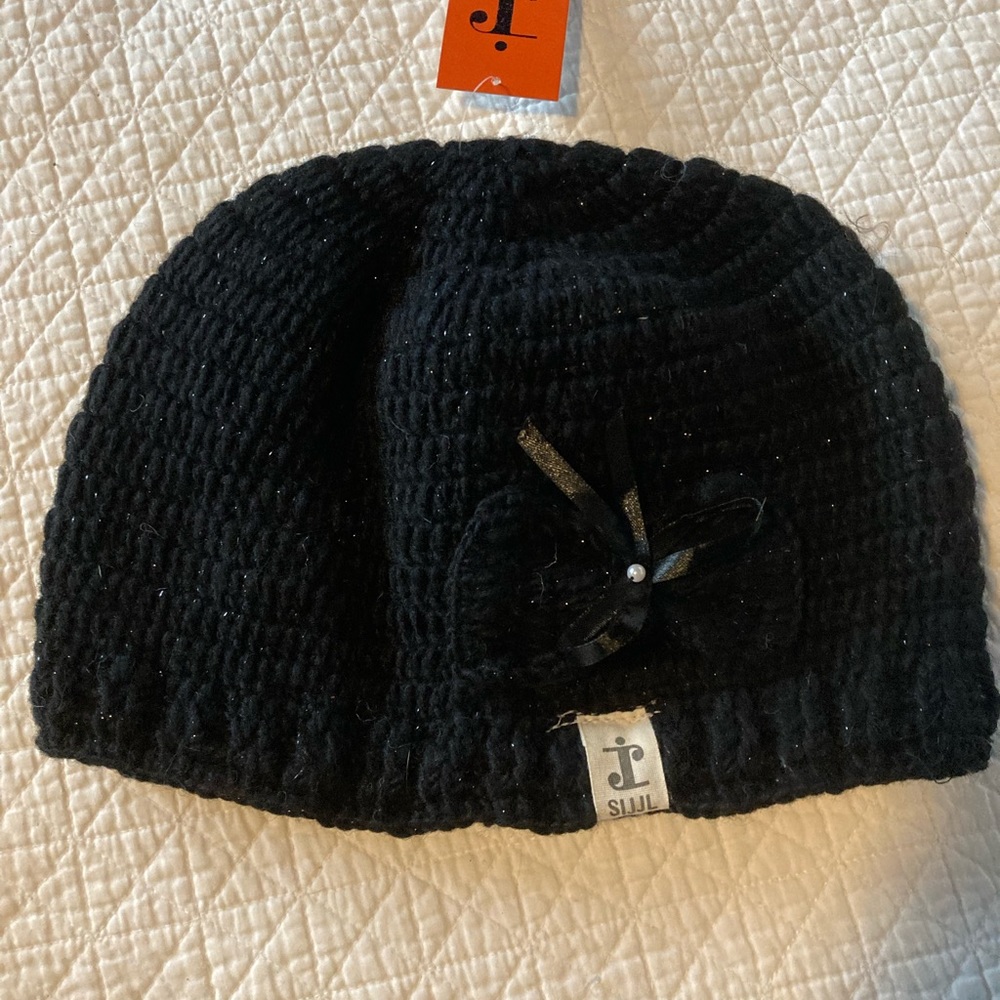 SIJJL fleece lined stocking hat.